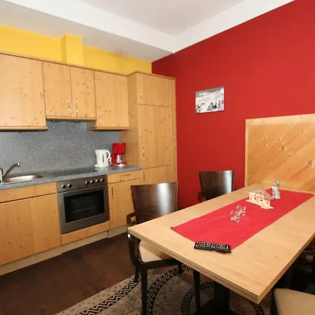 Semesterbostad Spacious In L Ngenfeld With Sauna Huben (Imst)