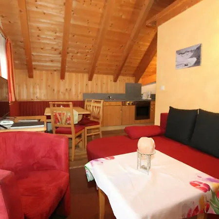 Spacious In L Ngenfeld With Sauna بيت للعطل